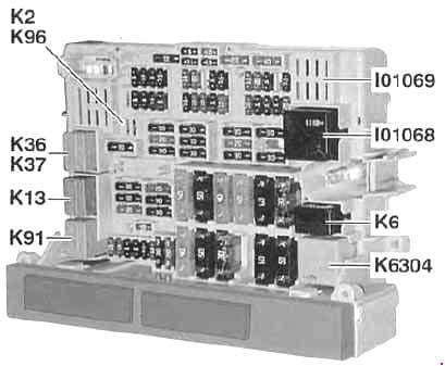 BMW 3-Sseries (E90, E91, E92, E93) - fuse box diagram - behind glove compartment