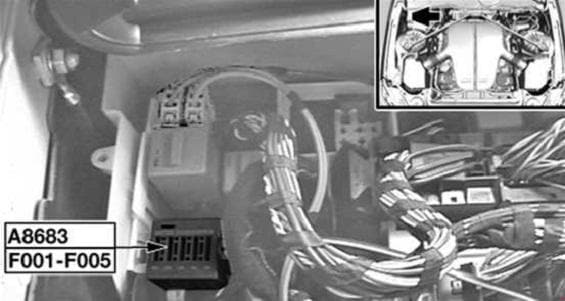 BMW 5-Series - fuse box diagram - engine compartment - S85