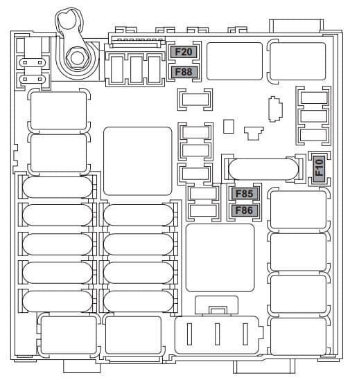 Fiat 500L LIVING - fuse box - engine compartment