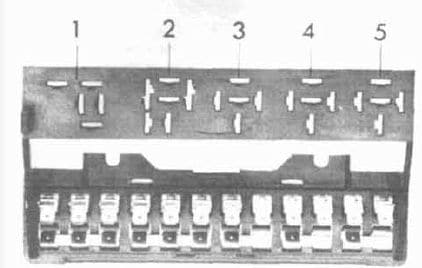 Volkswagen Beetle (1954 - 1979) - fuse box